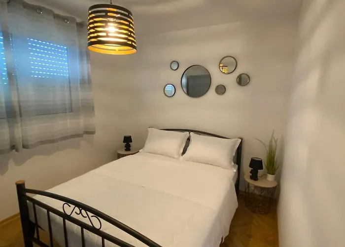 Апартаменти Smile *